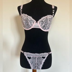 NWT Victoria’s Secret Dream Angels Unlined Demi bra and thong set